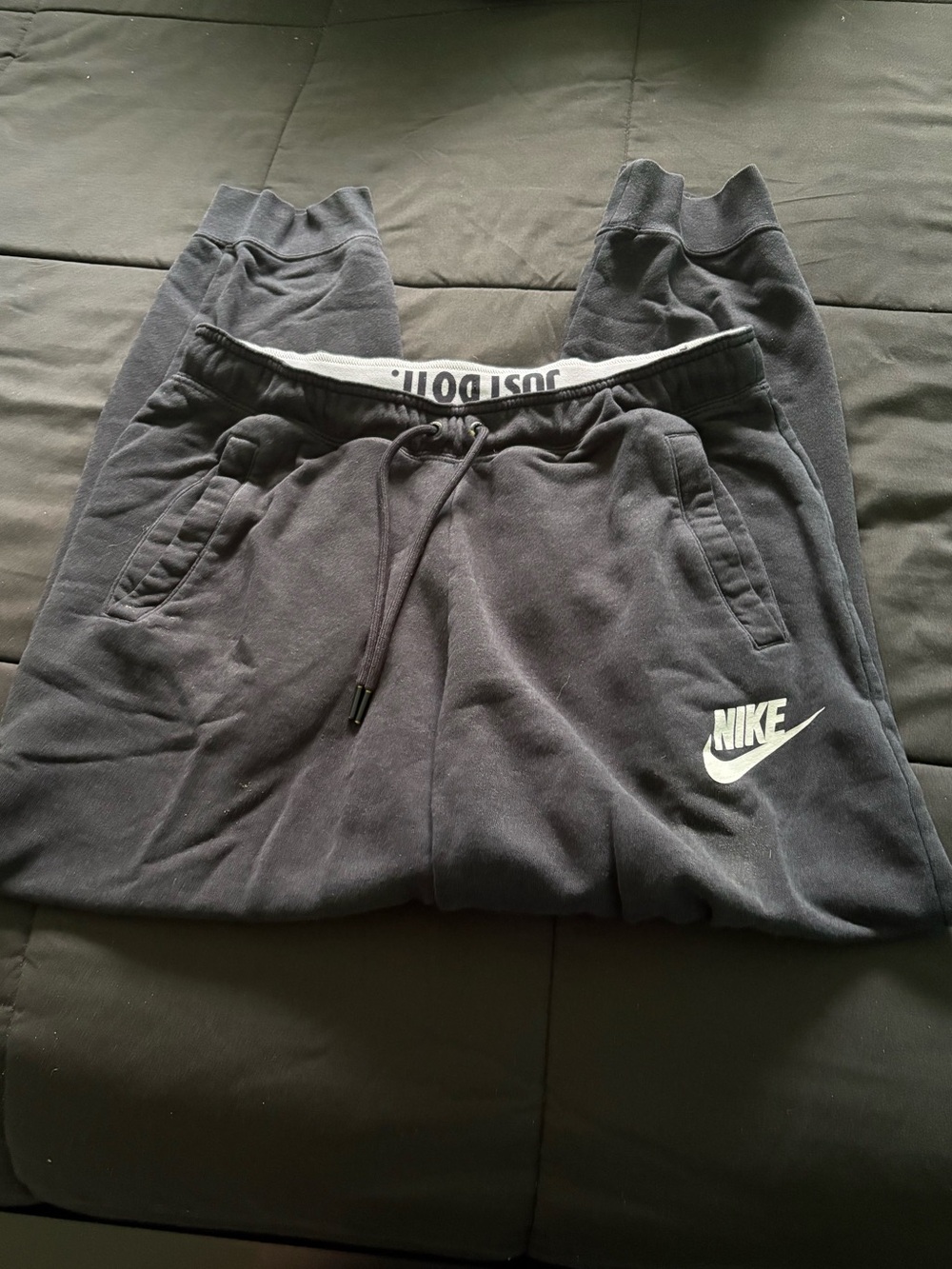 Nike Women’s Black Fleece Jogger Pants